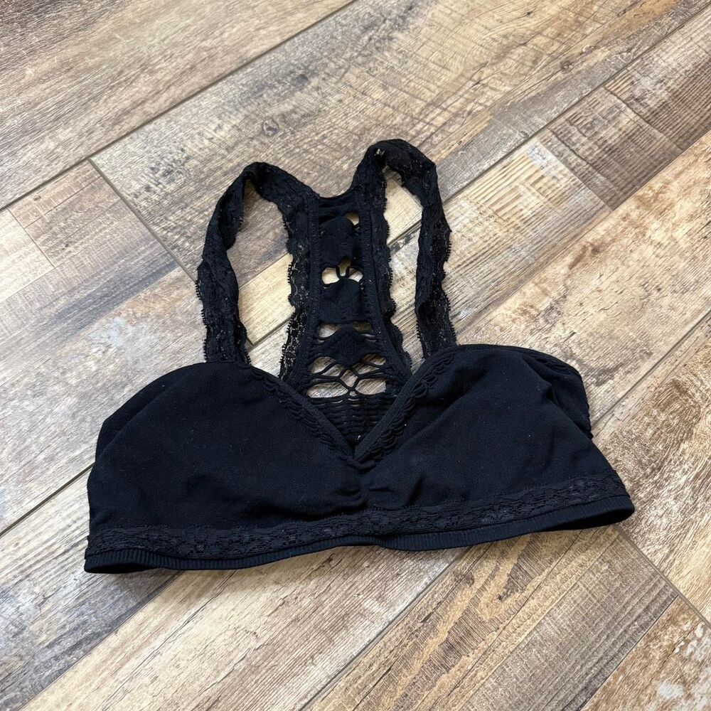 BOUTIQUE Lace Intimates Medium Women's Neutral Everyday Minimal Black Crop-top